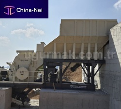 Vibrating feeder UMG seriesgrizzlymobilemotorized