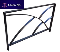 Protective barrier Floreafixedmetalfor public spaces
