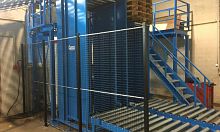 Pallet recycling line wood