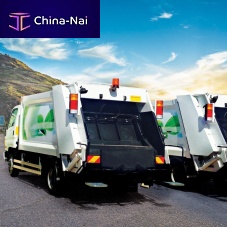 Rear-loader waste collection vehicle