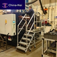 Working platform accessmobilewith safety railing