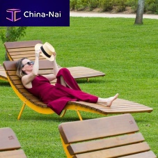 Contemporary sun lounger BOJON - Slarchwoodengalvanised steel