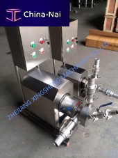 Powder transfer system