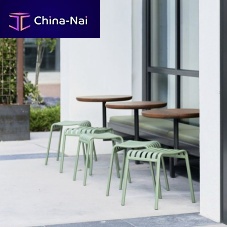 Contemporary stool Brightonaluminumaluminum basestackable