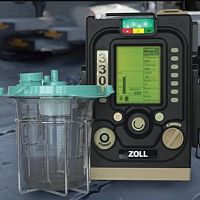 Battery-operated surgical suction pump 330 portable