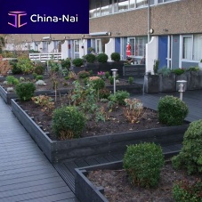 Home garden planter for public space