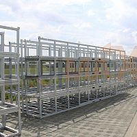 Warehouse transport rack for gardening machinesfor logisticsfor the automotive industry