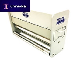 Corona effect surface treatment machine for the printing industry