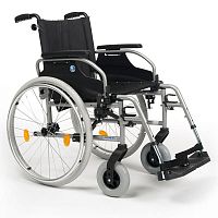 Manual wheelchair D100outdoorindoorwith legrest