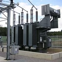 Power transformer immersedfloor-standingoil-filled