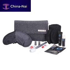 Aircraft amenity kit Air Canada
