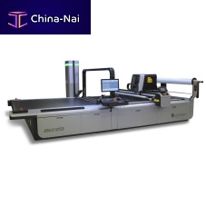 Knife cutting machine Atriafor fabricsmulti-ply fabricwith digital assistance