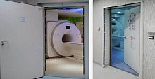 Wall-mounted MRI metal detector FerrAlert Encompass