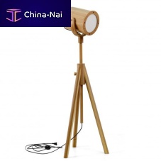Floor-standing lamp TIJUCAwoodencontemporarycorded
