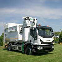 Top-loader waste collection vehicle 2ASwith crane