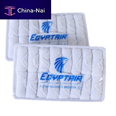 Aircraft cabin towelette