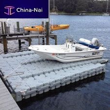 Floating dock modularmooringfor marinas