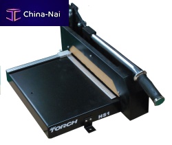 Plastic cutting machine HS1for printed circuit boards