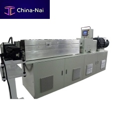 Co-rotating twin-screw extruder laboratory