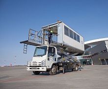 Self-propelled ambulift ALS-Ufor airport