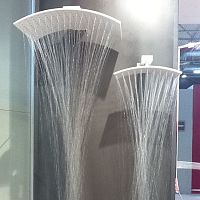 Wall-mounted shower head PLUVIA / MINI PLUVIArain