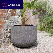 Polyester planter LUNA 'U'stoneGRPresin