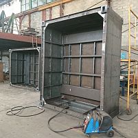 Skip container