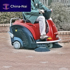 Ride-on sweeping machine DUSTY 1100 STHsuctionstreetoutdoor