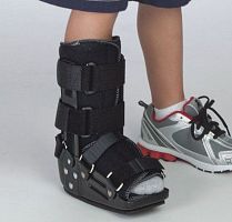 Short walker boot 78TASpediatric