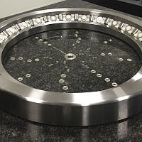 Tapered roller bearing crossed rollerradialaxial