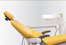Dental unit with electric chair Smart Packagewith delivery systemwith light