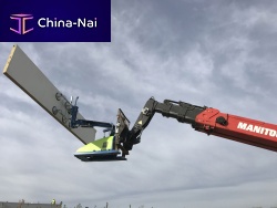 Mobile mini crane Winlet 350THtelescopicconstructionhandling of glass for facades