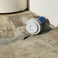 Floor-mounted electrical box FLY BOXbuilt-infor sockets