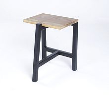 Contemporary stool SIToaklacquered wood base3-legged