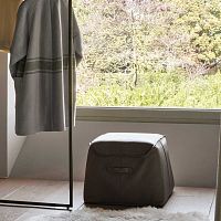 Contemporary pouf Maiofabricleathersquare