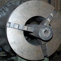Cast-iron boring machining bronzefor hydraulic applicationsshaft
