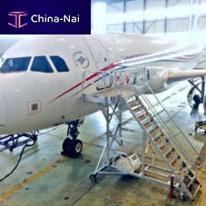 Maintenance stepladder fuelingrunwayfor airplane