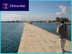 Floating breakwater concrete