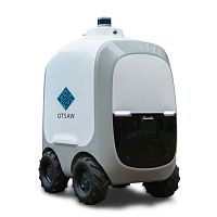 Delivery robot Camello