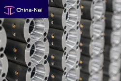 Hot-runner plastic injection mold NexPETpreformmedium seriesfor oil industry applications