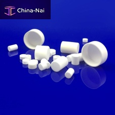 Ceramic crucible for molten metal transfer