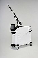 Pigmented lesion treatment laser Picolo PREMIUMskin rejuvenationtattoo removalNd:YAG