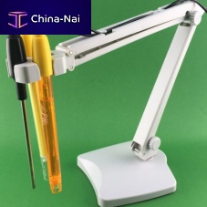 Temperature probe holder
