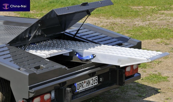 Loading ramp Loading ramp
