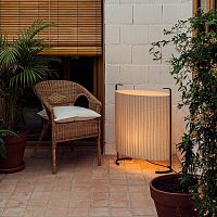 Floor-standing lamp AMIDlacquered steelfabriccontemporary