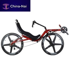 Crank-propelled recumbent bicycle High racer 700c Discadultred