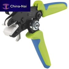 Fiber optic cutting tool 8000 0001 3