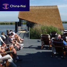 Floating restaurant