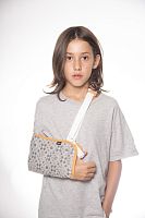 Pediatric arm sling MB.3007with handle