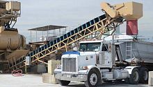 Polyester conveyor belt concretefor inclined conveyors